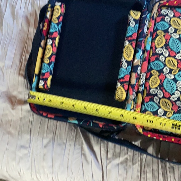 Vera Bradley IPad/tablet/small computer case - Picture 10 of 11